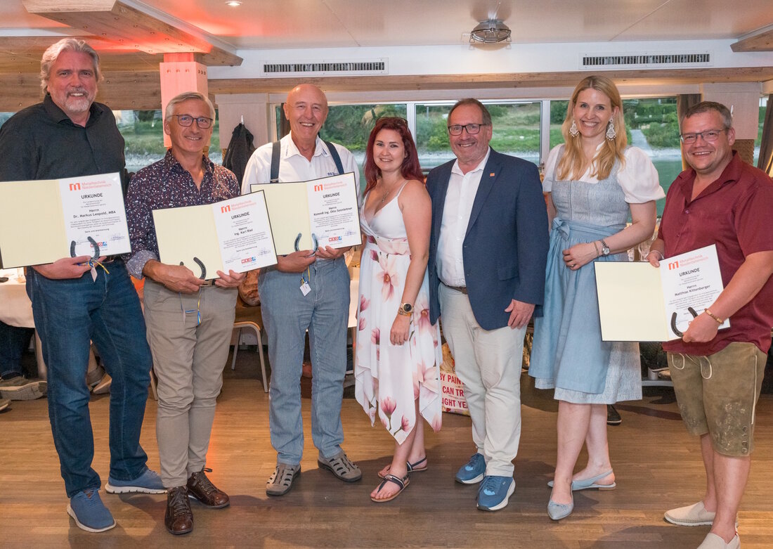 Zum Sommerfest luden vor Kurzem die NÖ Landesinnungen der Metalltechniker sowie der Mechatroniker. Rund 300 Gäste gingen an Board der „MS Dürnstein“ – ein Zeichen dafür, wie sehr sich dieses Fest als Fixpunkt in der Branche etabliert hat.