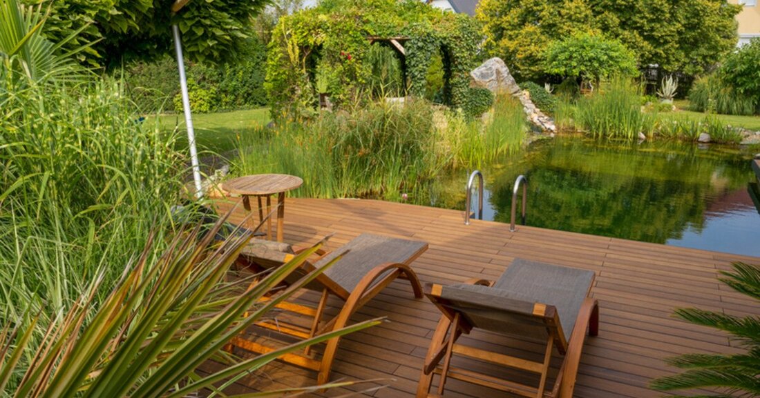 Terrassenexperte Dominik Füreder erklärt, was beim Verbauen von Massiv- und modifizierten Hölzern im Freien zu beachten ist.