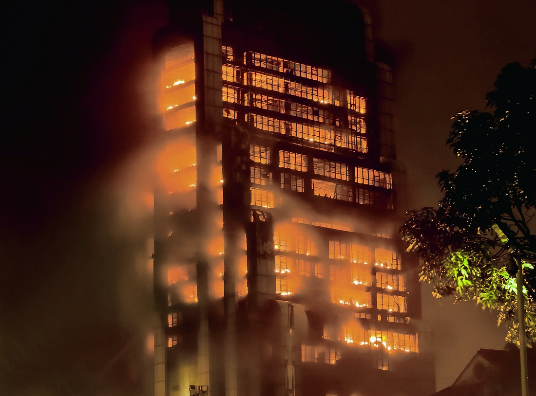 Brandschutz ist in der Installationstechnik heute ein kritischer Aspekt moderner Bauplanung und Gebäudeausstattung. 