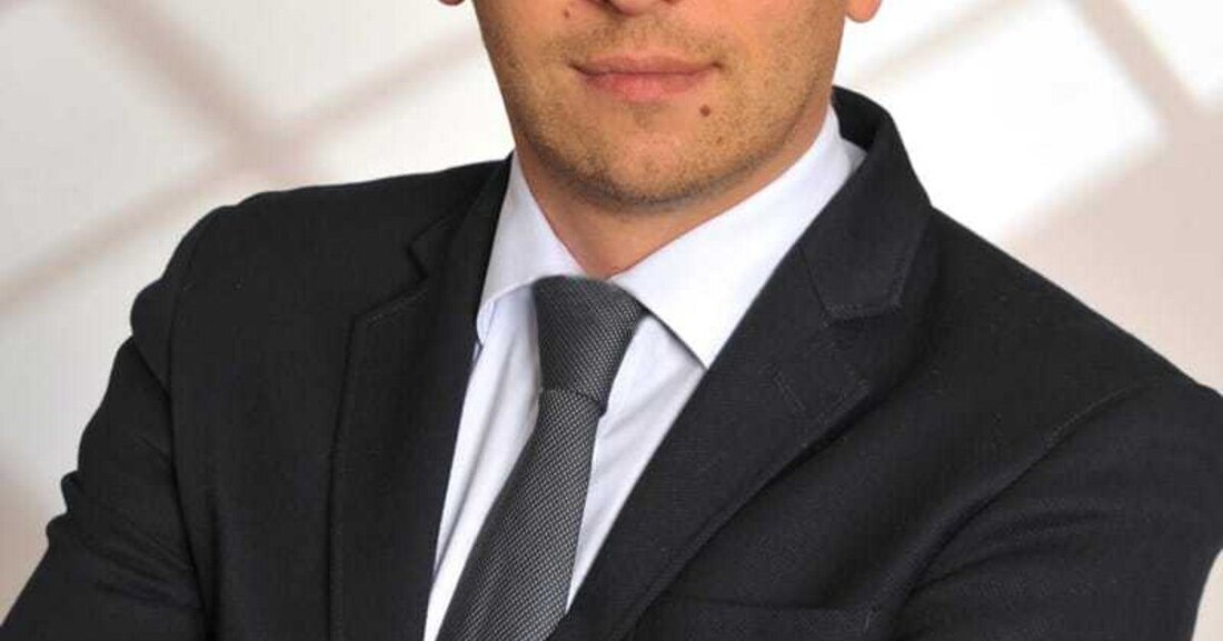 Teckentrup bietet im Bereich Türen und Tore Lösungen für alle Größen an. Nun will das Unternehmen mit einer Niederlassung seine Aktivitäten in Österreich verstärken.