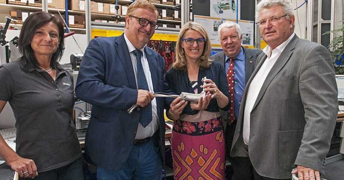 In Klein- und Mittelbetrieben sieht WimTec das Rückgrat der Wirtschaft. Was es für das gesunde Wirtschaften braucht und mit welchen Hürden Kleinunternehmer tagtäglich konfrontiert sind, ist ein zentrales Thema für die Initiative „Wirtschaftsantrieb am Punkt“.