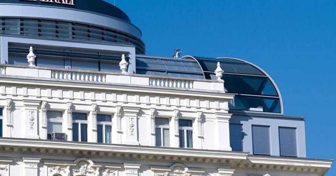 Das Generali-Gebäude Am Hof in der Wiener Innenstadt wurde vor kurzem mit Rheinzink „bedacht“. Dabei wurden die historischen Proportionen modern und mit Liebe zum Detail neu interpretiert.