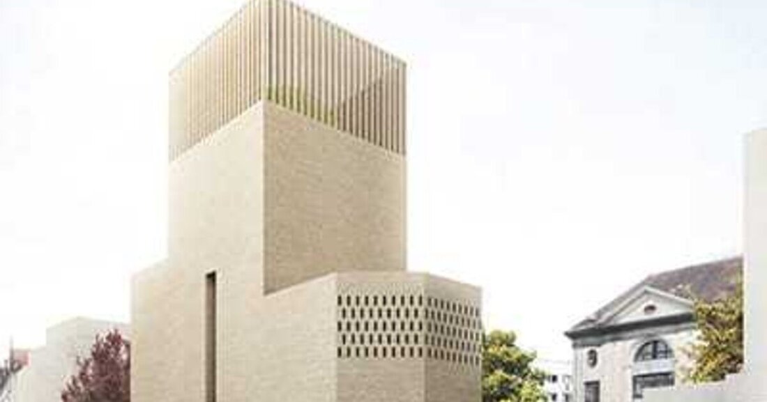 In der Geschichte der österreichischen Architektur des 20. Jahrhunderts nimmt der Sakralbau eine besondere Rolle ein. Nach dem Zweiten Weltkrieg zeigte vor allem die Kirche als Auftraggeber Offenheit für neue und experimentelle Baukultur junger Architekten. Deren Wegbegleiter waren mutige Kirchenmänner wie Monsignore Otto Mauer oder der Jesuitenpater Herbert Muck. Durch die Liturgiereform geänderte räumliche Anforderungen erwiesen sich hierbei als hilfreich. Zwischen 1963 und 1975 entstanden allein in Wien mehr als 38 neue Pfarrkirchen, dazu noch Anstaltskirchen und Studentenkapellen. Etliche wurden zu Architekturikonen. Heute hingegen müssen Pfarren zusammengelegt oder geschlossen werden. Die Aufgaben der Zukunft sind Planungen multikonfessioneller Zentren.