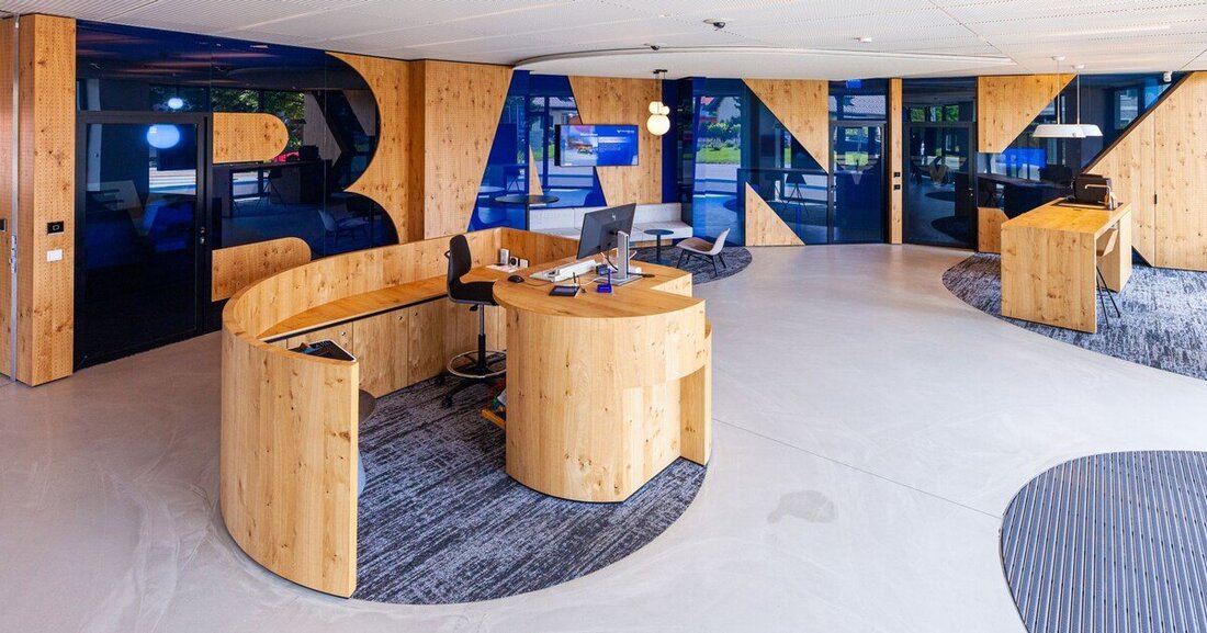 Die Tischlerei Manigatterer hat sich auf die hochwertige Ausstattung von Banken spezialisiert.