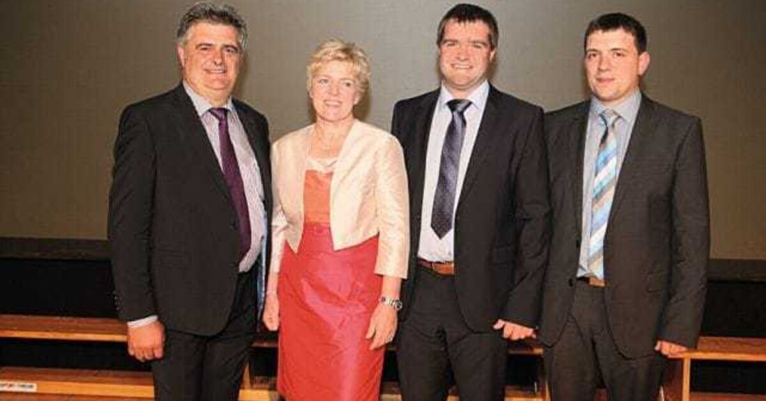 Wie ein Kleinunternehmen sich in 30 Jahren zum Industriebetrieb entwickelte, zeigte kürzlich die Familie Hargassner im Rahmen ihres FirmenJubiläums im Biomasseheiztechnikzentrum in oberösterreich in Weng im Innkreis. 