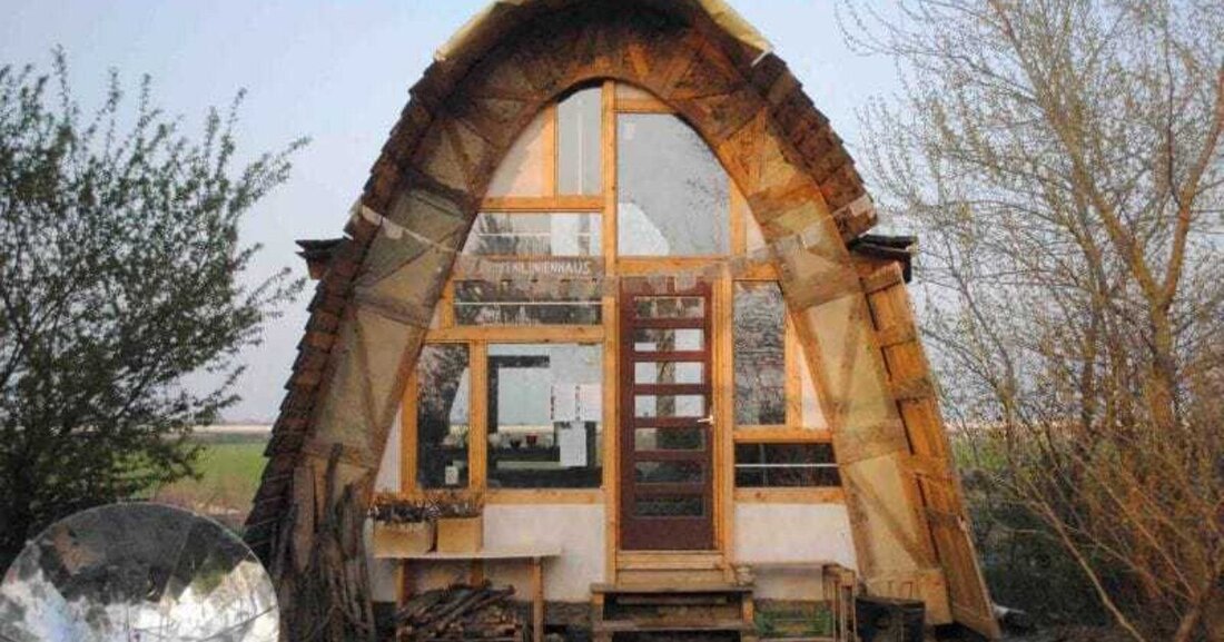 Alternative Baustoffe Zukunftsweisende Pionierprojekte entstehen oft außerhalb des öffentlichen Fördersystems. Dies beweisen beispielsweise das Sprungbrett Aspern und der Garten der Generationen in Herzogenburg, zwei Brennpunkte des architektonischen, baubiologischen und gesellschaftlichen Experiments.