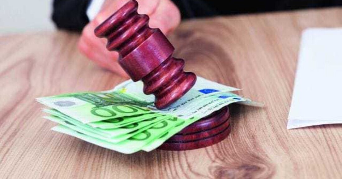 Vor kurzer Zeit wurde an dieser Stelle unter dem Schlagwort „Com­pliance“ auch die Möglichkeit einer Geldbuße für öffentliche Auftraggeber bei gravierenden Verstößen gegen das Vergaberecht erwähnt. 