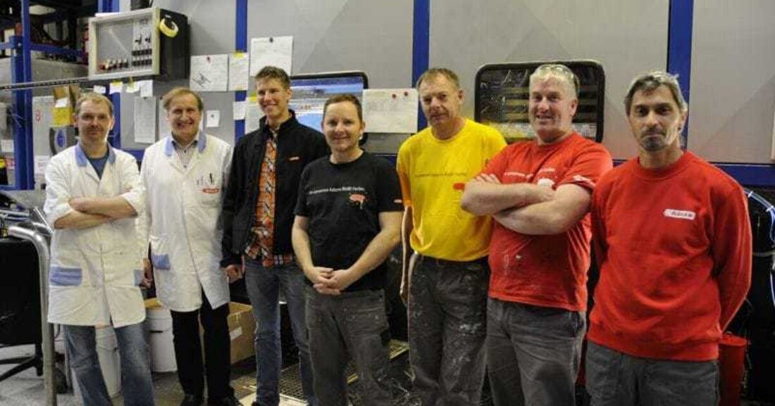 Die Adler-Wer Lackfabrik spart künftig 14.000 Euro jährlich, dank Eigeninitiative ihrer Mitarbeiter. 