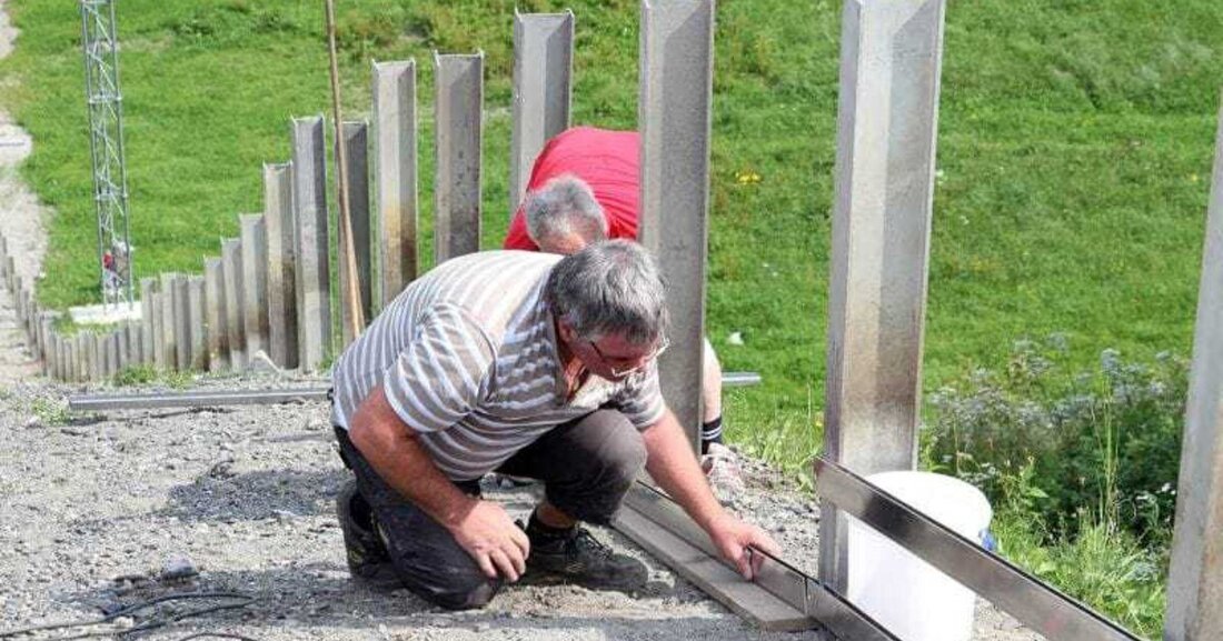 Der Schiverein Schwarzach setzt beim Bau der Schanzenanlagen seines Nachwuchszentrums auf 5.000 Multi-Monti Schraubanker von Heco.