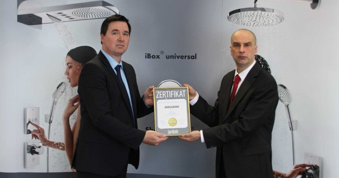 Eine Experten-Jury, das so genannte "Brand Council Austria", hat die Leistungen von Hansgrohe im Ausbau seiner Markenbekanntheit in Österreich als herausragend identifiziert und daher Ende März mit dem "Business Superbrand Austria 2015/16" ausgezeichnet.