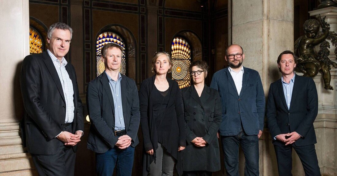 Bereits zum 20. Mal kürte eine internationale Jury am 4. Mai 2015 die Gewinner des internationalen MAK-Schindler-Stipendiatenprogramms „Artists and Architects-in-Residence Programm“, das von der Kunstsektion des Bundeskanzleramt Österreich in Zusammenarbeit mit dem MAK ausgelobt wird.