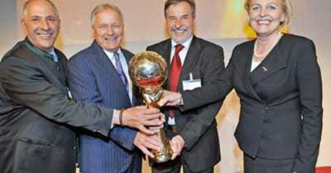 Nach einem packenden Finale, moderiert von Kati Hochhold und Alexander Hofer, wurden am 19. Mai im Power Tower der Energie AG die Energy Globe Awards vergeben. Den Sieg holte sich verdient ein steirisches Paradeprojekt.