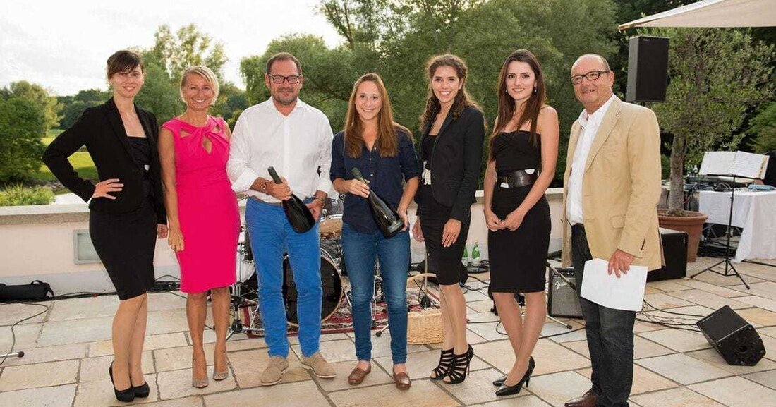 SHT Niederösterreich lud kürzlich 150 Installateure und Industriepartner zur Golftrophy nach Himberg (NÖ) in den Colony Club. Traditionell gab es auch wieder eine witzige Sonderwertung: Das Spezialziel lautete diesmal "Nearest to the toilet“ und sorgte für viel Spaß am Platz.