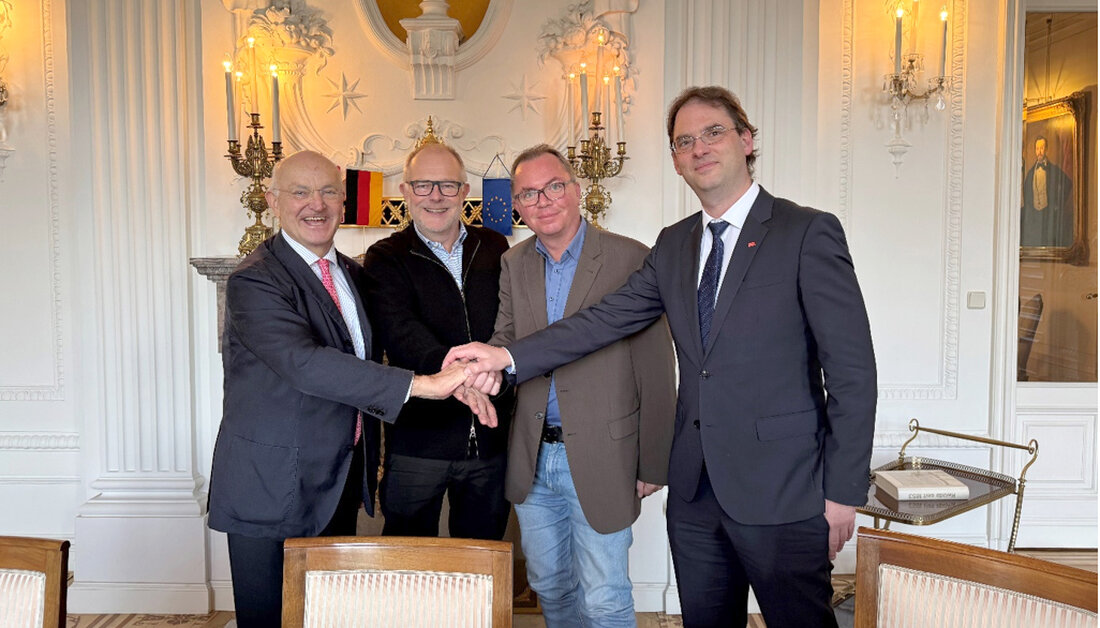 Mit Jänner 2025 hat Büsscher &amp; Hoffmann 100 Prozent der Anteile an der Polyfin AG erworben. 