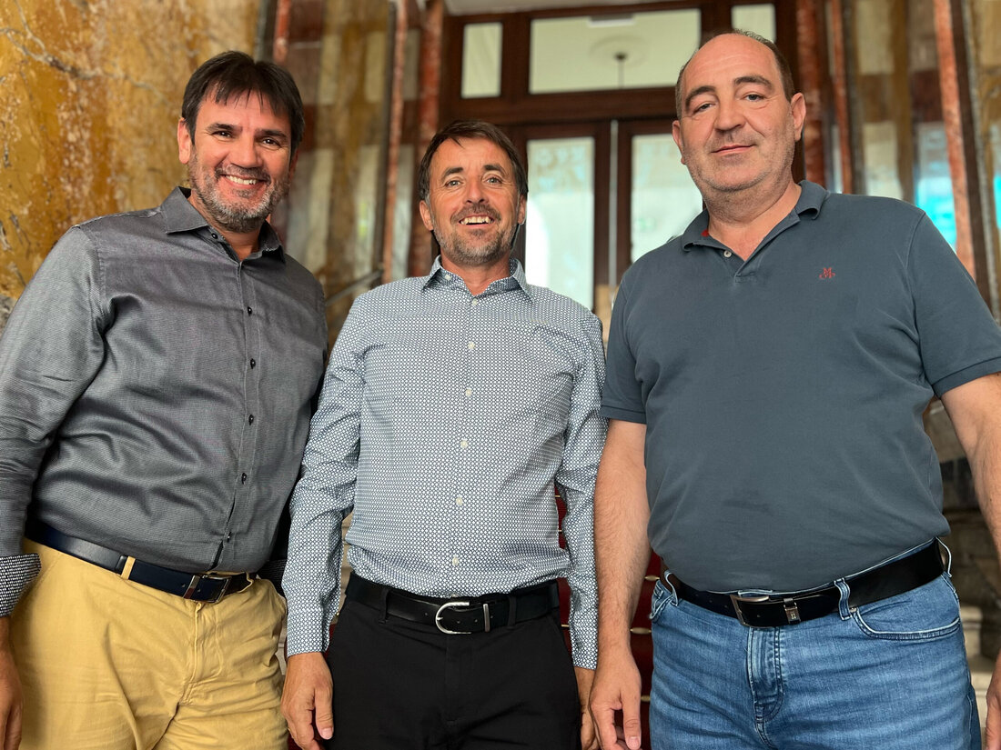 Im Rahmen der konstituierenden Bundesinnungsausschuss-Sitzung in Wien wurde der neue Vorstand der Dachdecker, Glaser und Spengler für die Funktionsperiode 2025 bis 2030 gewählt.