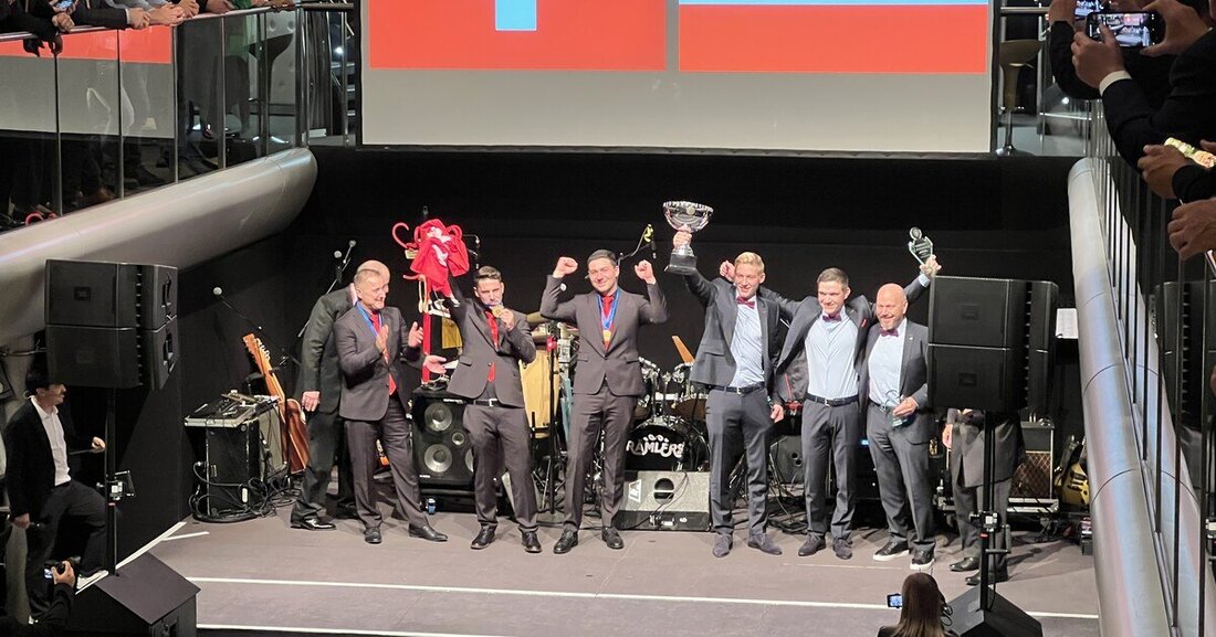 Die beiden österreichischen Teams konnten bei starker Konkurrenz eine Gold- und eine Silbermedaille nach Hause holen.