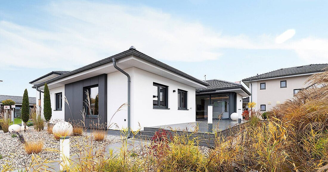 Laut aktueller Branchenradar-Umfrage wurden 2021 rund zwanzig Prozent mehr Fertigteilhäuser verkauft als im Vorjahr.