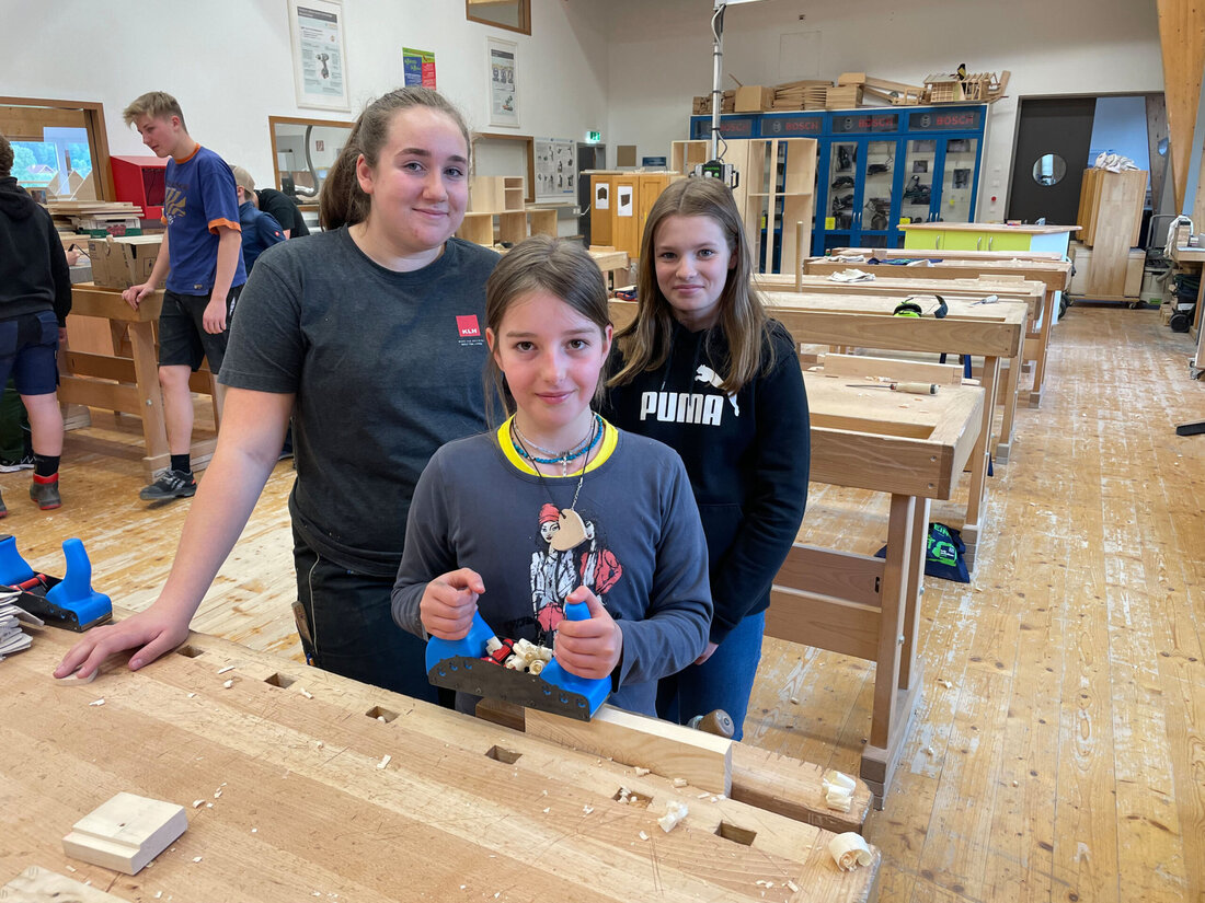 Am 3. und 24. April öffnet das Holztechnikum in Kuchl für den jährlichen Girls Day seine Pforten. Am 5. April gibt es einen Tag der offenen Tür für alle Interessierten.