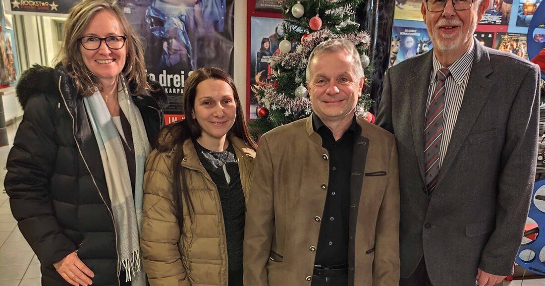 Eine Glaserfamilie aus Niederösterreich hat nach der Verzweiflungstat ihres Vaters ihr Haus verloren und benötigt Unterstützung.