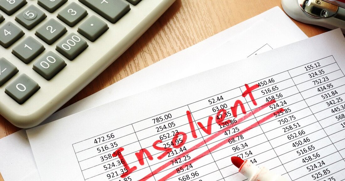 Wie erwartet haben die Unternehmensinsolvenzen weiter zugenommen und sich gegenüber dem Vorjahr mehr als verdoppelt.