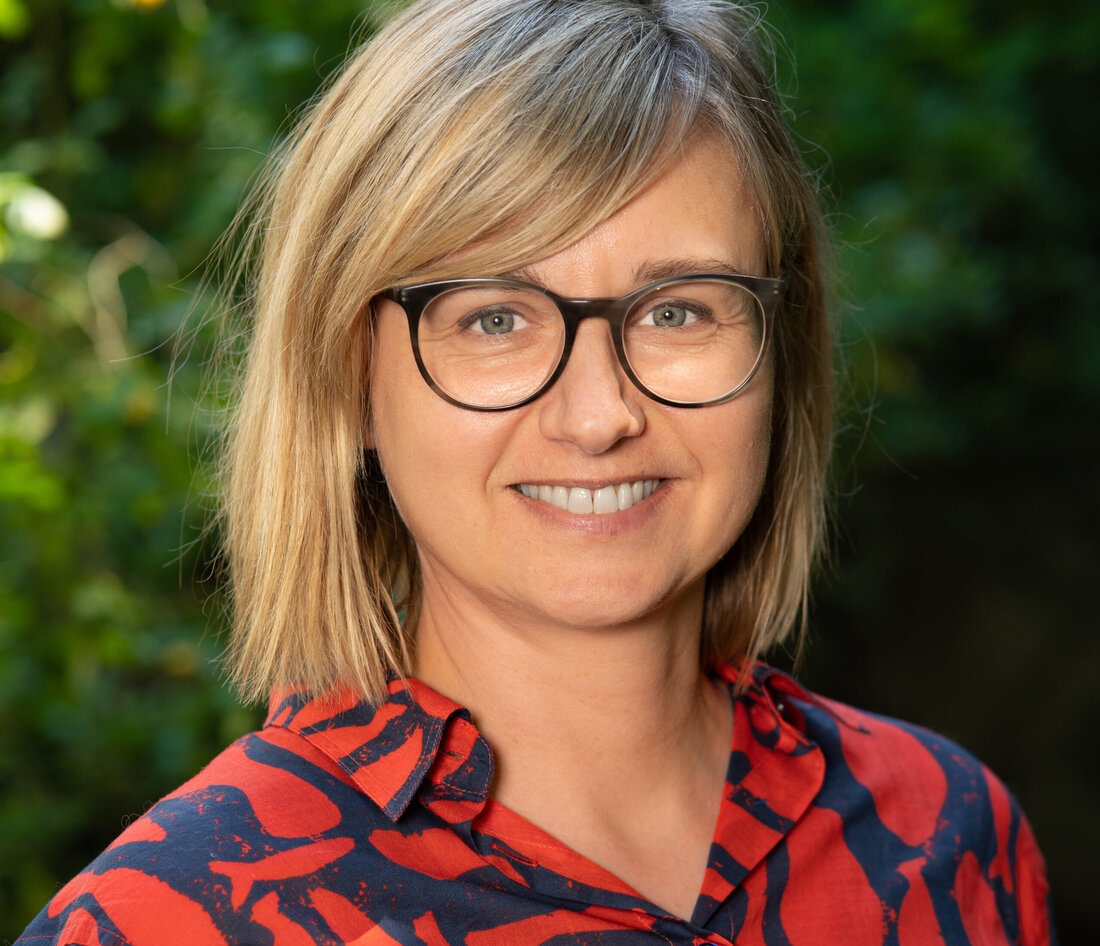 In Österreich liegt das Potenzial der seriellen Sanierung noch weitgehend brach, obwohl aktuelle Pilotprojekte vielversprechende Ergebnisse liefern, erklärt Ulla Unzeitig von Renowave.at