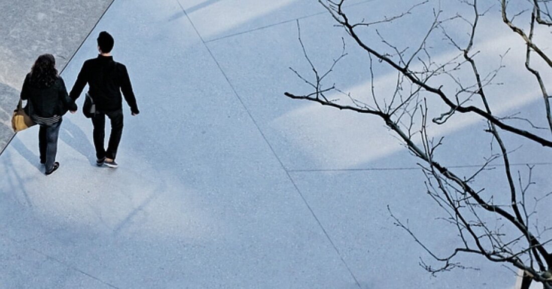 Ein neues Buch stellt das vielseitige Schaffen von Maria Auböck und János Kárász vor.