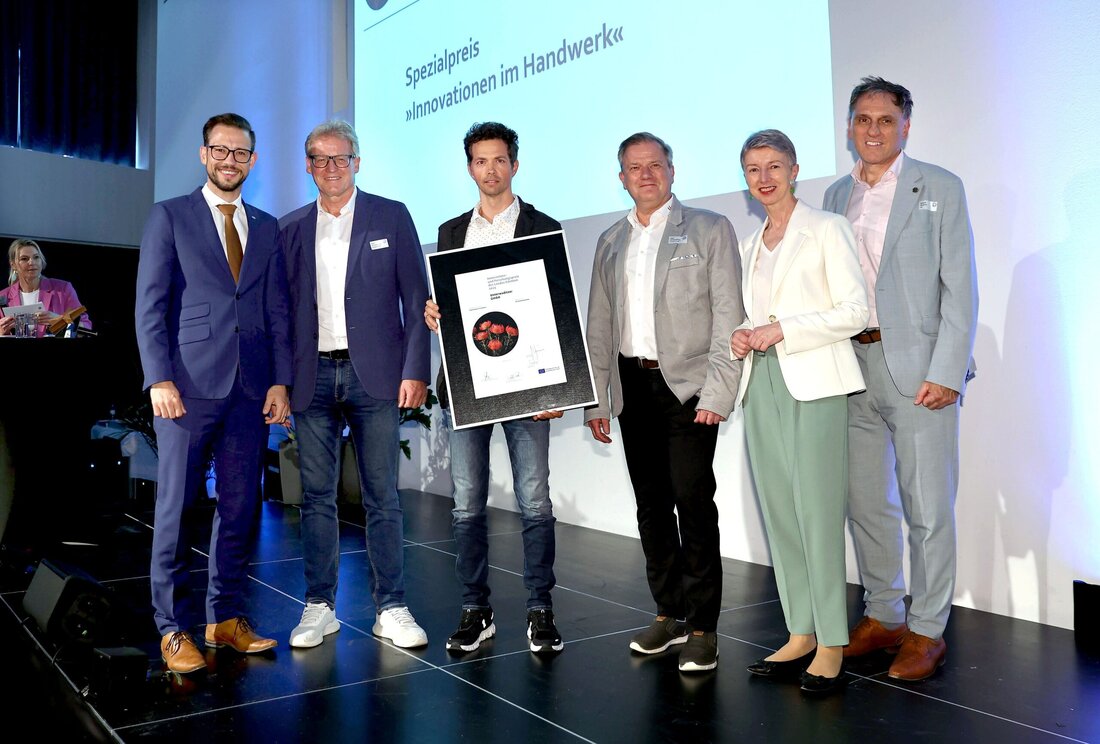 Die auf die Entwicklung und Produktion von Funktionstüren spezialisierte Tischlerei Unterwaditzer wurde kürzlich mit dem Innovations- und Forschungspreis des Landes Kärnten ausgezeichnet. 