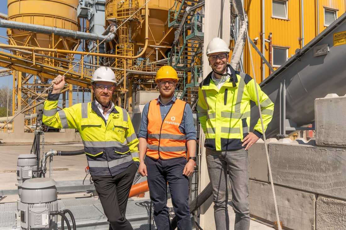 Der Holcim-Konzern hat ambitionierte Ziele bei der Dekarbonisierung. Um diese zu erreichen, setzt man auch auf CO₂-Speicherung - meiner einer neuen Anlage.