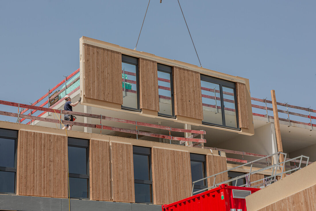 In der Bauwirtschaft gewinnt ein Trend immer mehr an Bedeutung – die Rückbesinnung auf die alten Tugenden. Im Neudeutschen heißt das: Low-Tech-Gebäude. 