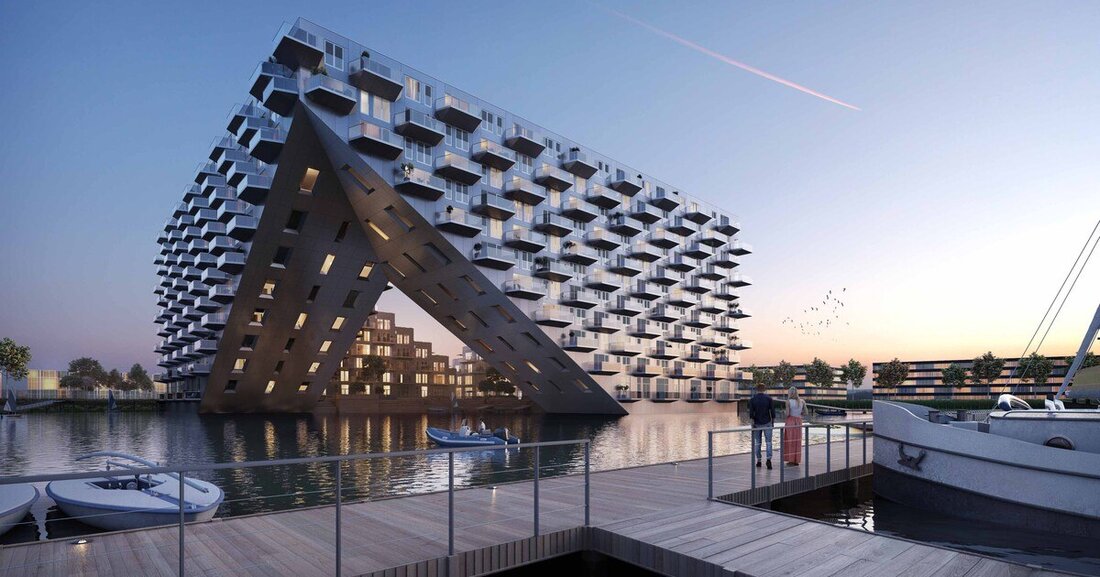 Die schräg installierten Fenster im Amsterdamer "Sluishuis" setzen hohe Ansprüche an die Brandschutzverglasung.