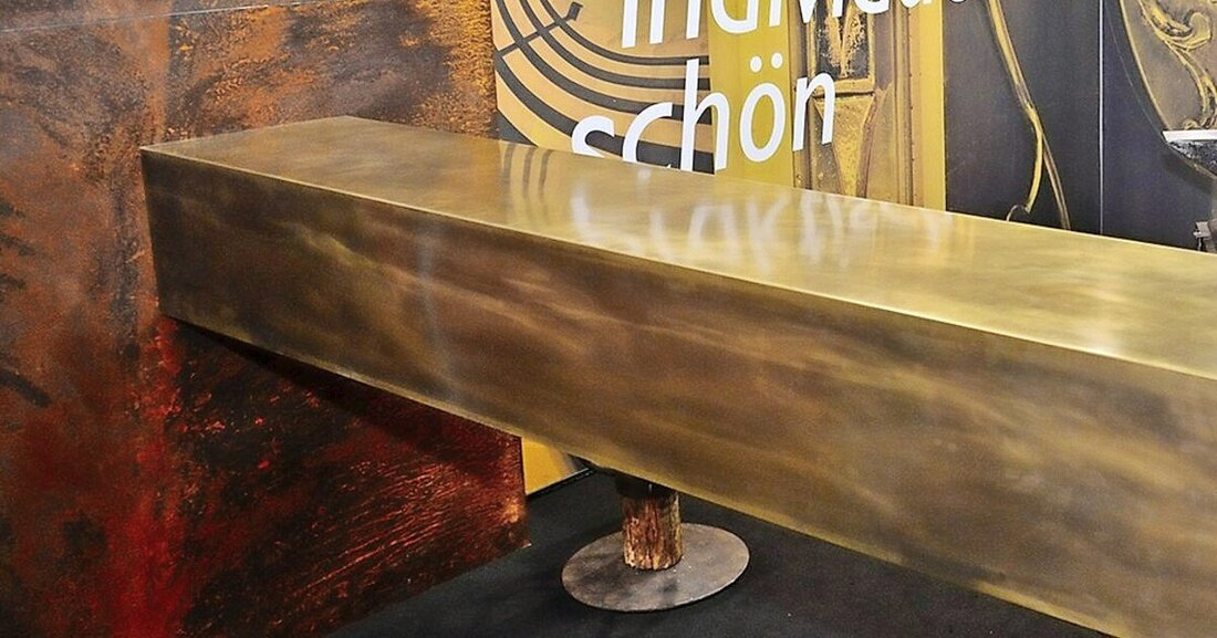 Die Tiroler Edelschmiede präsentierte ein kreatives, individuelles Metallmöbel für die Gastronomie.