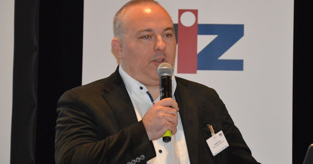 Wie soeben vom VIZ-Vorstand bekannt gegeben wurde, beendet der Verband mit sofortiger Wirkung die Zusammenarbeit.