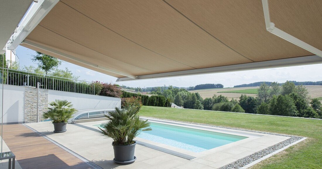 Wie man auch bei hohen Temperaturen einen kühlen Kopf in hellen Räumen behält.