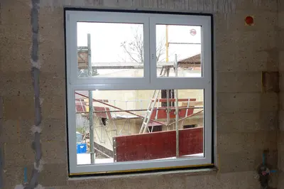 Einbau von Fenstern und Türen
