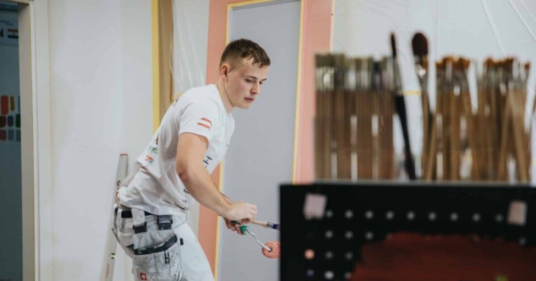 Gleich zwei Goldmedaillen gingen an Rot-Weiß-Rot: Christoph Pessl ist Weltmeister im Malen und Alexander Gfellner weltbester Fliesenleger.