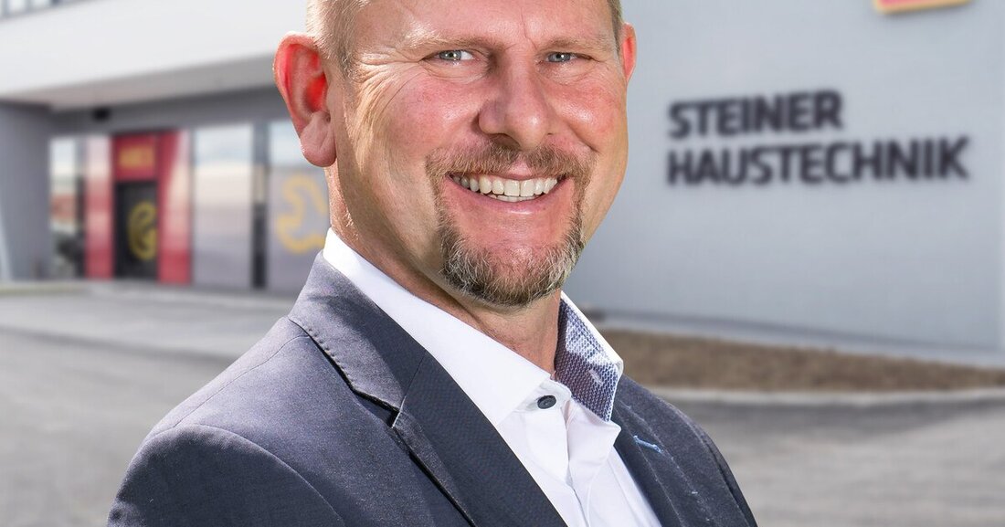 Bernhard Zwielehner, der in die Politik geht, übergibt die Leitung der Steiner Haustechnik an Andreas Leobacher (Bild).