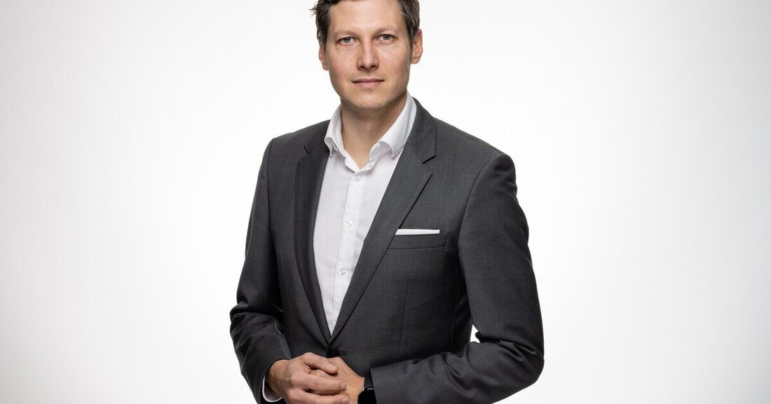 Christoph Weber, Bauexperte beim Unternehmensberater Horváth & Partners findet klare Worte im Gespräch mit der Bauzeitung.