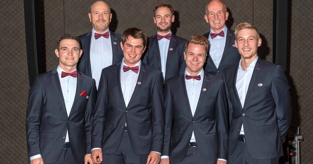 Im Casino Bregenz wurden die erfolgreichen Teilnehmer der IFD-WM Junger Dachdecker 2022 noch einmal vor den Vorhang geholt.