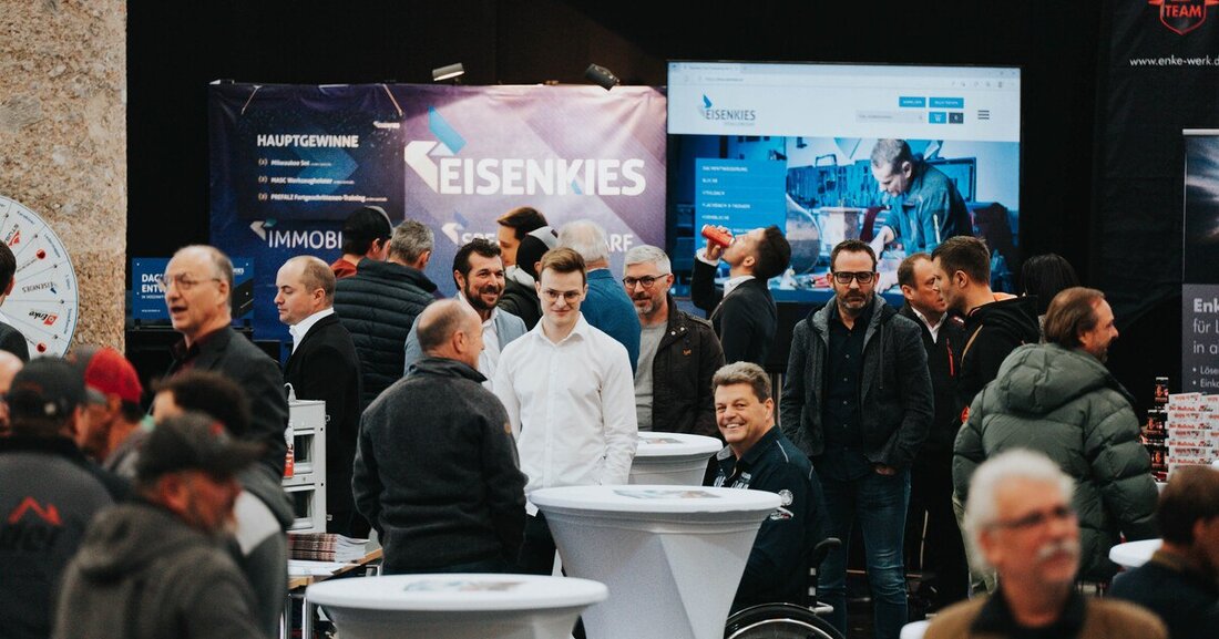 Die Tiroler Landesinnung lud ihre Mitglieder nach pandemiebedingter Pause zur Fachveranstaltung mit vielfältigem Programm.