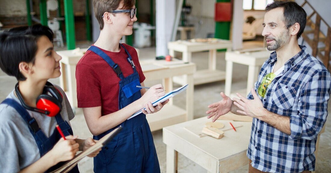 Drei spannende Tischler-Karrieren stehen für all die unterschiedlichen Erfolgs-Wege, die die duale Ausbildung möglich macht.
