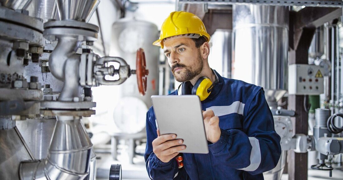 Installateur­betriebe stehen immer öfter vor der Herausforderung, ihre Arbeitsabläufe zu digitalisieren.