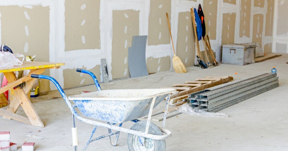 Die Wirtschaft zeigt im 3. Quartal ein geringes Wachstum. Industrie- und Bauwirtschaft stecken weiter in der Rezession.