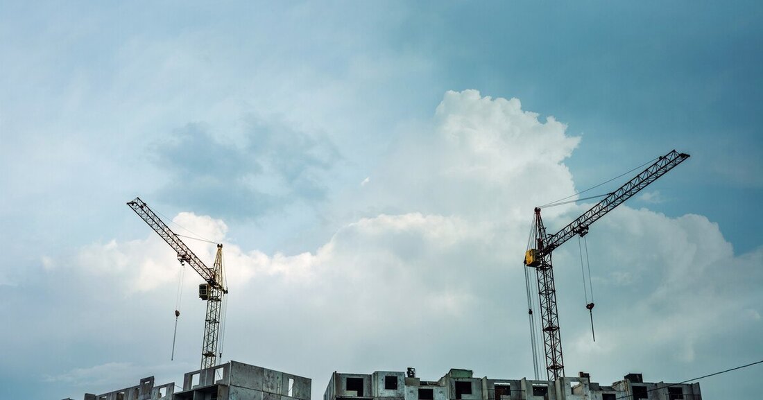 Eine aktuelle Marktanalyse prognostiziert für das laufende Jahr 28 Prozent weniger Neubaubewilligungen als im Vorjahr.