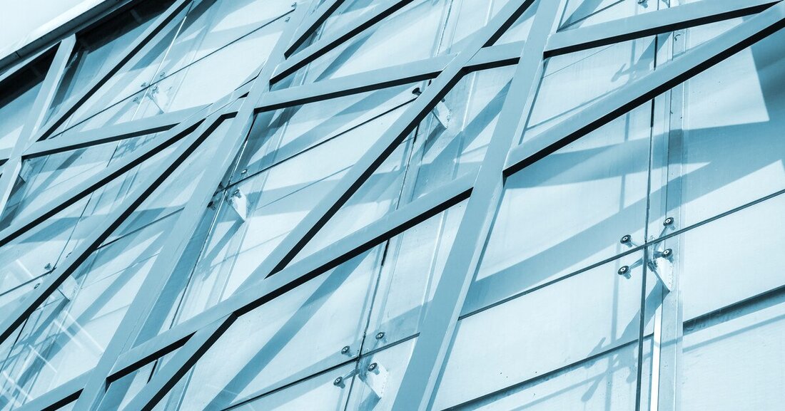 Der Verein Glaserhandwerk Kärnten lädt zum 18. Symposium für Glas-Sachverständige ein.