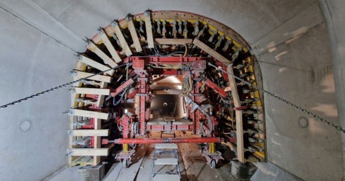 Die Wohnbauflaute setzt auch dem Beton- und Schalungsbau zu. Aber Infrastrukturaufträge helfen ihm durch die Krise.