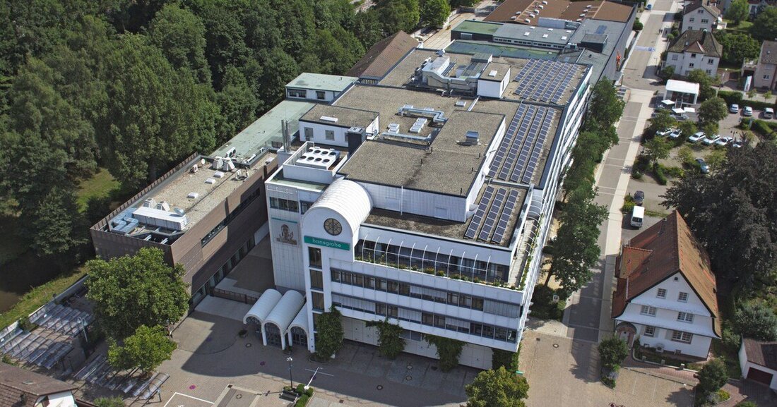 Hansgrohe Mitarbeiter mobilisierten 2020 sämtliche verfügbaren Kräfte. Dafür wurde jetzt eine Prämie ausgeschüttet.