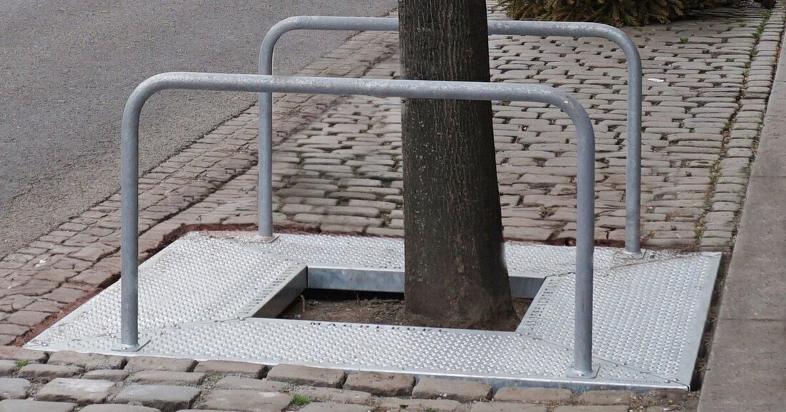 Um sich als Anbieter nachhaltiger Elemente für die moderne Stadtgestaltung zu etablieren, hat Graepel ein korrosionsfestes Baumschutzrostsystem entwickelt.