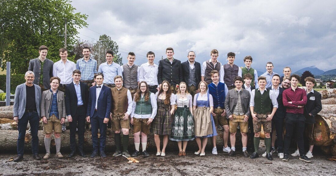 Die Absolvent*innen am Holztechnikum Kuchl erbrachten auch in diesem speziellen Schuljahr hervorragende Leistungen.