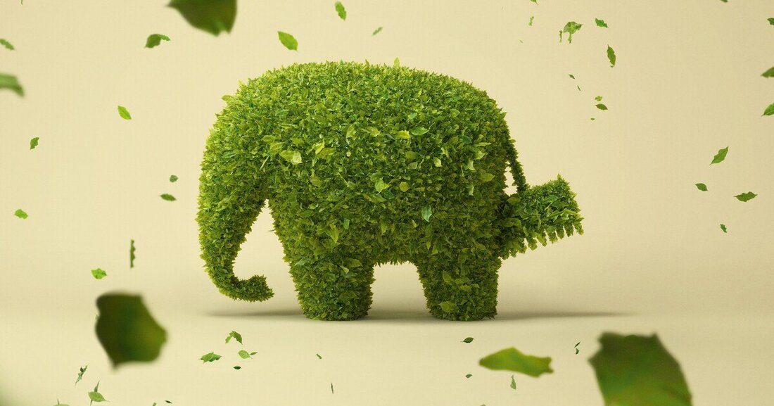 Die Synthesa-Gruppe stellt auf Gebinde aus Recyclingkunststoff um und spart so 50 Prozent CO2 ein.