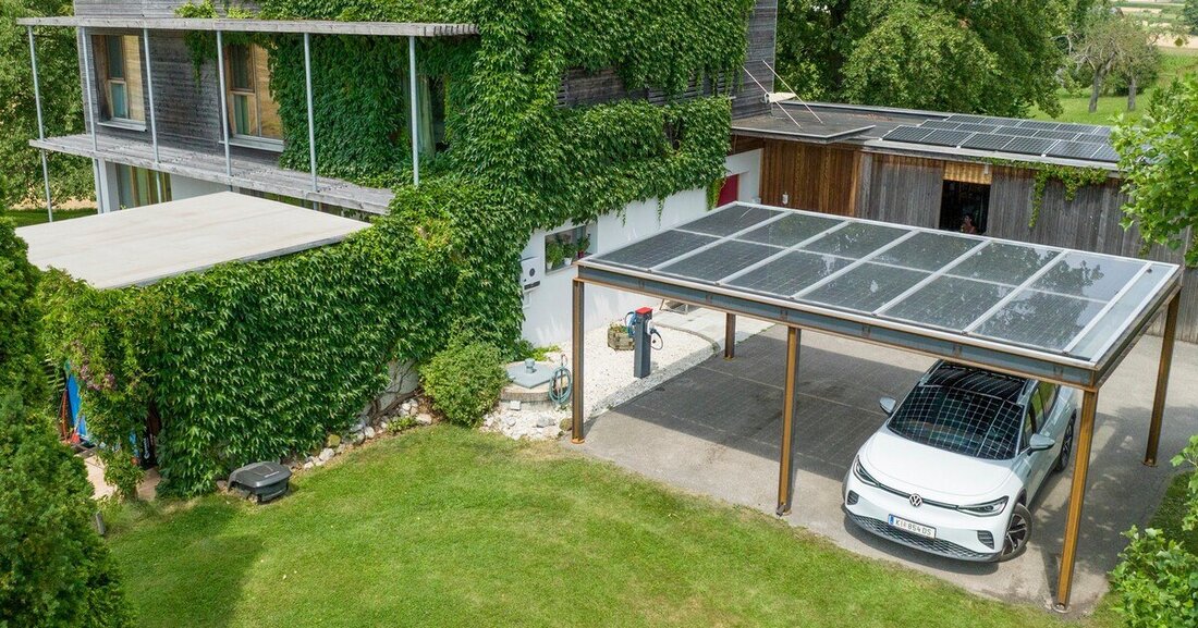 Im gegenwärtigen Energiemix haben sich Solartechnik und Photovoltaik ihren festen Platz erobert. Daraus ergeben sich in Zukunft vielfältige Möglichkeiten für umweltfrendliche und wirtschaftlich interessante Lösungen.